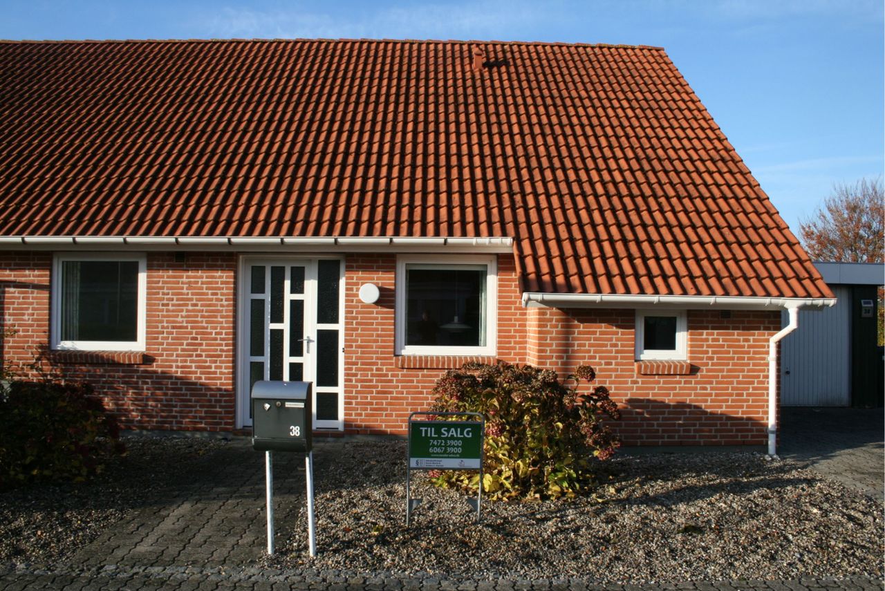 image 02