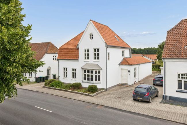 Slotsgade 18, 6240 Løgumkloster