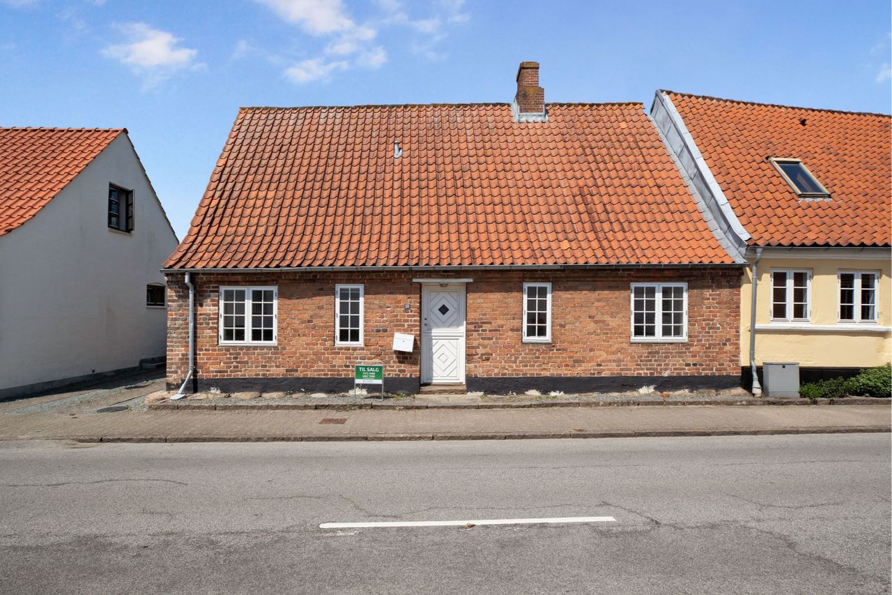 image 01