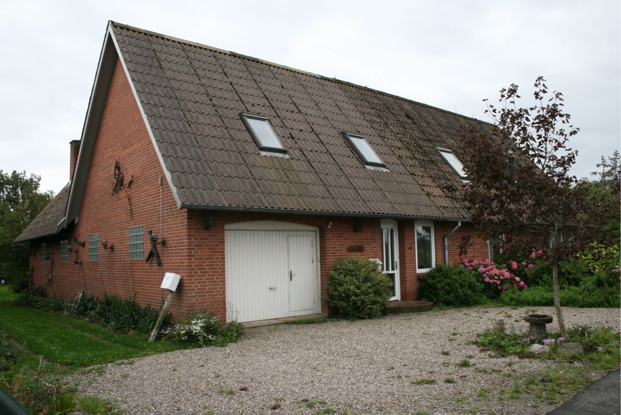 image 01